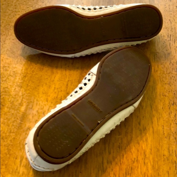 Sperry Topsider

Audrey caning white - Picture 3 of 4